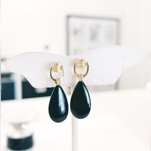 Vtg NABCO Signed 14K Yellow Gold Teardrop Dangle Black Onyx Earrings 1.3" 3.4 G